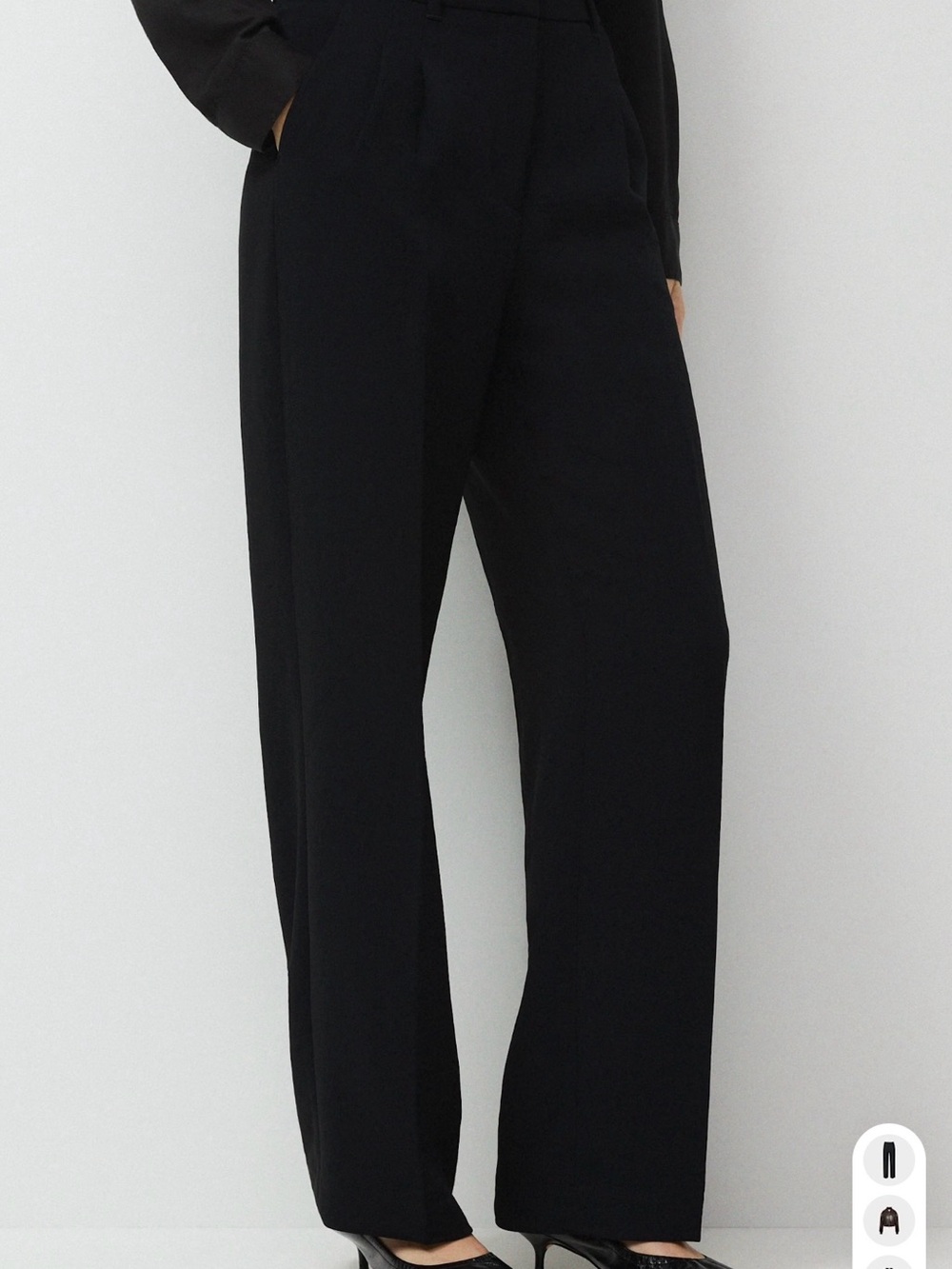 Aritzia Effortless Pants in Black